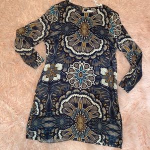 COPY - Multicolor long sleeve above the knee dress.